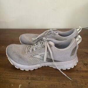 BROOKS REVEL 4 Women’s Grey Silver Metallic Running Shoe Sz 9.5